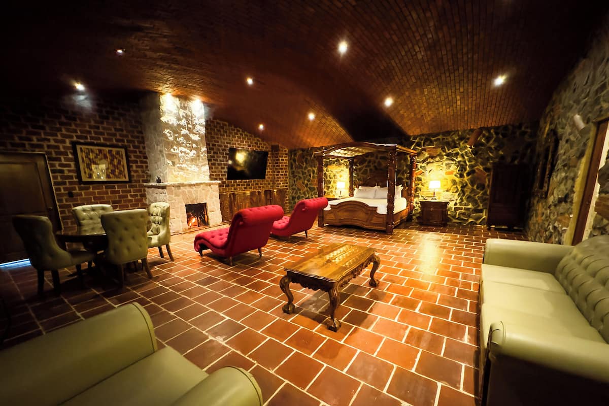 Exclusive Room | Living area