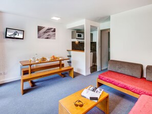 TV - Résidence Privilège by Interhome (Peyragudes)