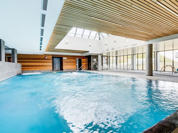 Piscine couverte