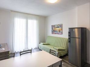 TV - I Larici by Interhome (Caorle)