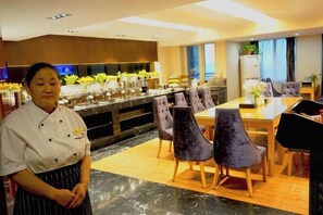 Restaurant - GREEN JOURNEY INN (Kunshan)