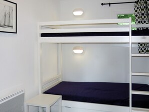 2 bedrooms, internet