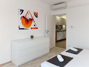 2 室のベッドルーム、WiFi