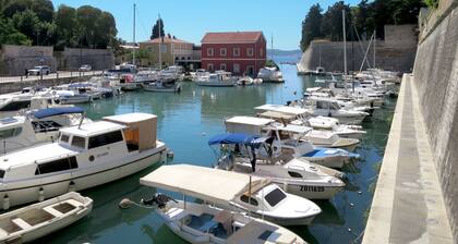 Appartement Vesna by Interhome