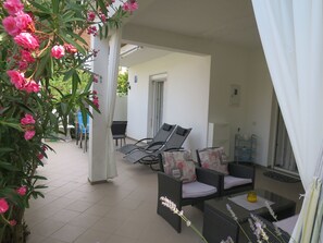شرفة/رواق
