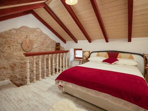 1 室のベッドルーム、WiFi