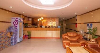 Foshan Meek Hotel (Flatland Cloth Market Cowboy City)