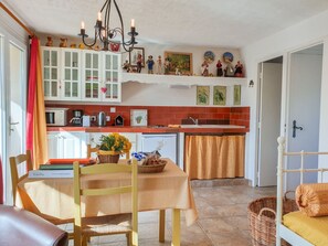 Dining - Le Home by Interhome (Calvi)