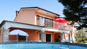 Unclassified image, 2 of 34, button - Mirjana by Interhome (Labin)