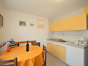 Fridge, microwave, oven, toaster