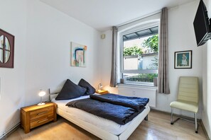 1 camera, Wi-Fi gratuito, lenzuola