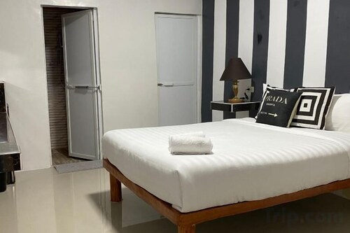 RedDoorz @ Piamonte Apartelle Santo Tomas Batangas