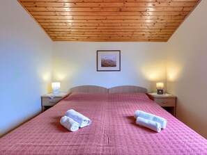 2 bedrooms, iron/ironing board, WiFi - Apartment Ruža 2 by Interhome (Pula)