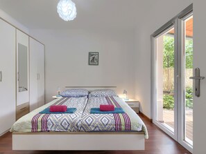 3 bedrooms, internet