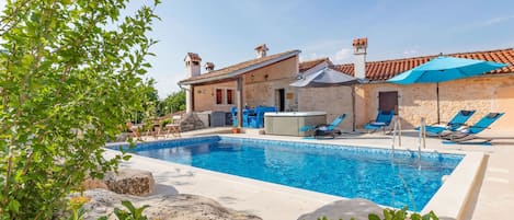 Piscina