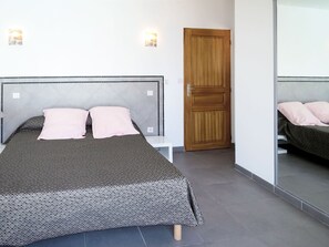 4 bedrooms, internet