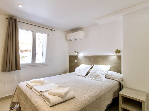2 bedrooms, Internet