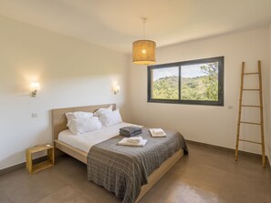 4 dormitorios, wifi, ropa de cama