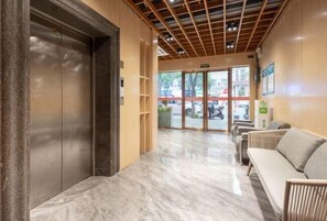 Unclassified image, 4 of 59, button - Aige Hotel (Shenzhen Bao'an Fanshen Subway Station) (Shenzhen)