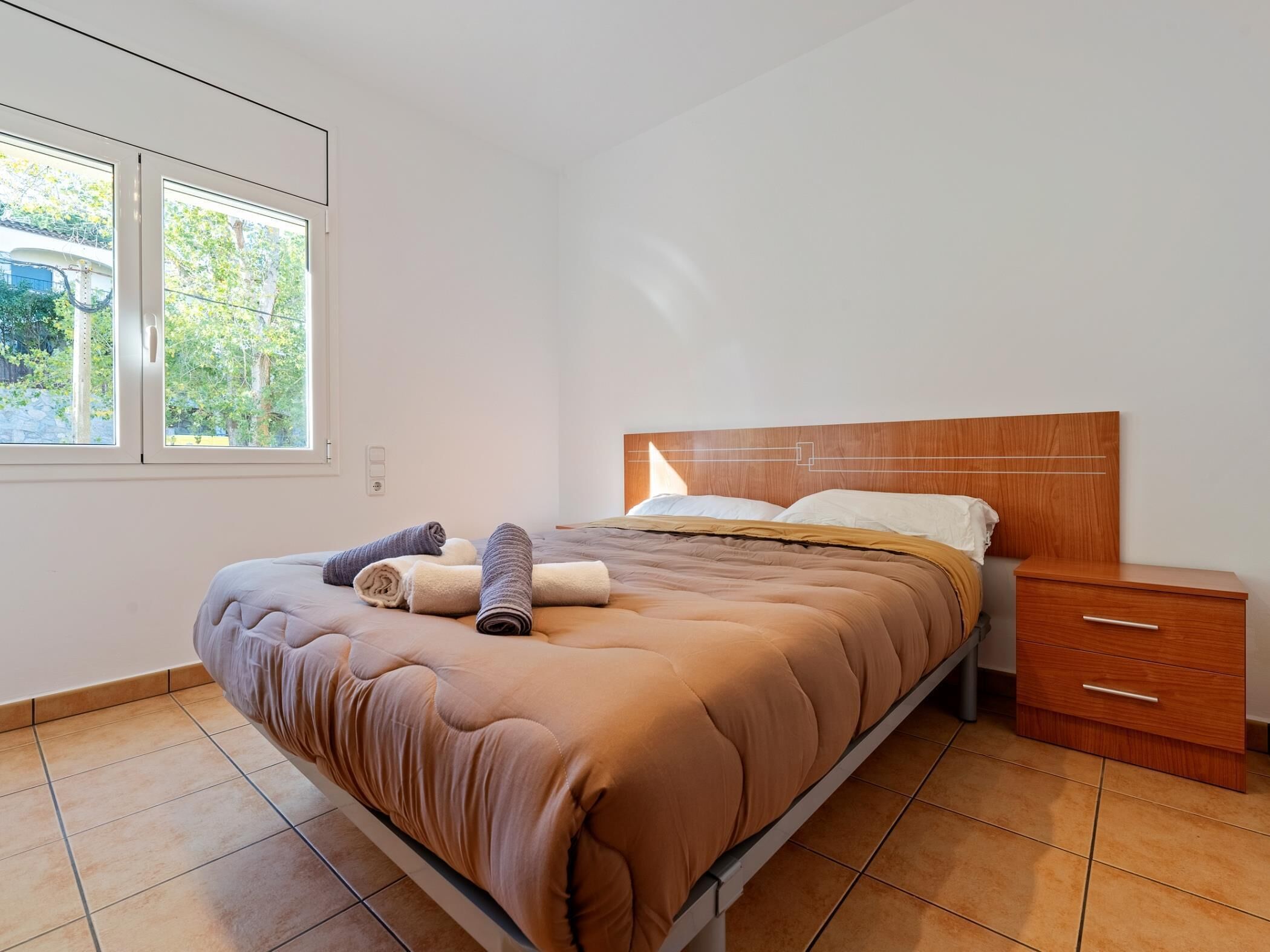 2 slaapkamers, een strijkplank/strijkijzer, wifi, beddengoed