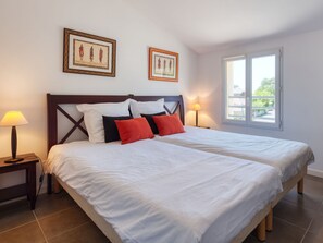 3 chambres, fer et planche à repasser, Wi-Fi