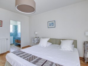 3 bedrooms, WiFi