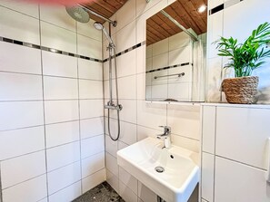 Bathroom - Riedblick I by Interhome (Illmensee)