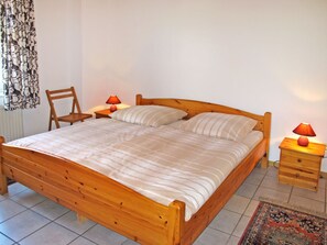 8 chambres, accès Internet