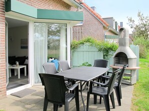 Outdoor dining - Tossens by Interhome (Tossens)