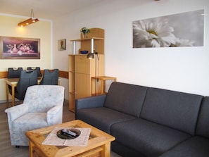 TV, ping pong - Ostsee-Residenz (DMP153) by Interhome (Damp)