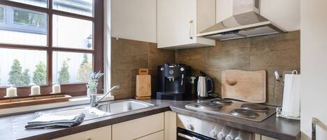 Fridge, oven, toaster, high chair