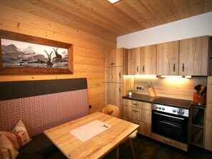 Fridge, oven, dishwasher, highchair