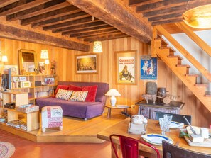 Interior - Marguerite by Interhome (Chiddes)