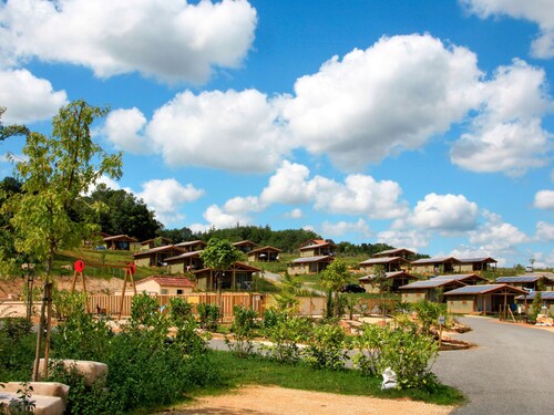 Les Hameaux de Pomette-Chalet 6 pers. by Interhome