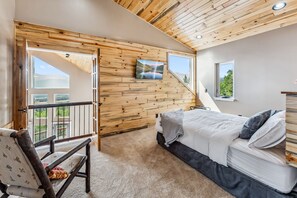 2 Schlafzimmer, Schreibtisch, Bügeleisen/Bügelbrett, WLAN