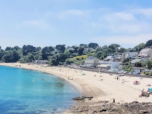 Beach nearby - La Pailloussette by Interhome (Cancale)