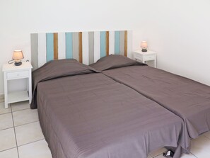 4 dormitorios, tabla de planchar con plancha, wifi