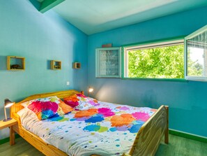 3 quartos, escrivaninha, ferros/tábuas de passar roupa, Wi-Fi