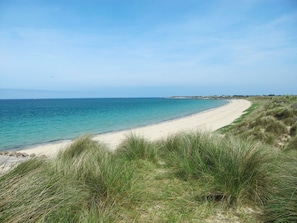 Beach nearby - La Goulvinoise by Interhome (Goulven)