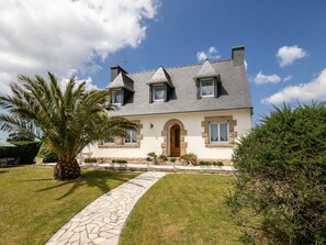 Exterior - Gueradur by Interhome (Pleumeur Bodou)