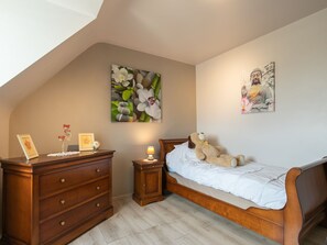4 bedrooms, WiFi - Gueradur by Interhome (Pleumeur Bodou)
