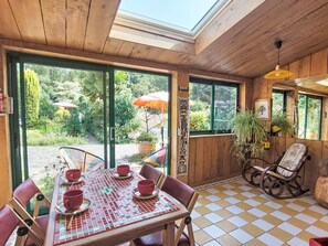 Dining - L'Oté rouge by Interhome (Plérin)