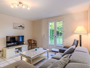 TV - Ar Mimoza by Interhome (Le Bono)