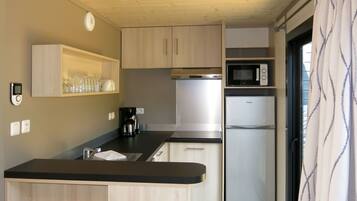 Fridge, microwave, dishwasher, high chair