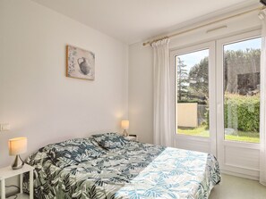 4 quartos, ferros/tábuas de passar roupa, Wi-Fi