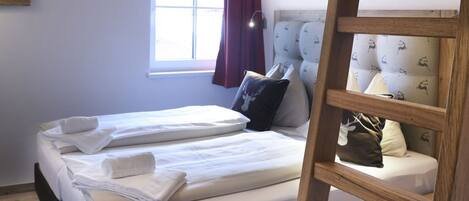 2 bedrooms, internet