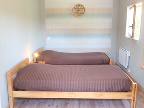 2 bedrooms