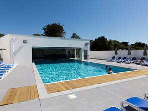 Piscine couverte, piscine chauffée