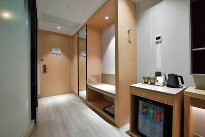 Mercure Qidong Downtown