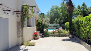 Property grounds - A qui sian ben by Interhome (L'isle sur la Sorgue)